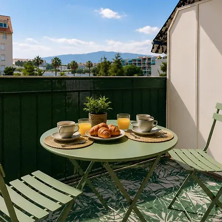 Apartman With A Terrace In *